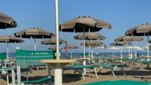 Dove andare al mare vicino a Grosseto - Bagno la Rotonda a Marina di Grosseto